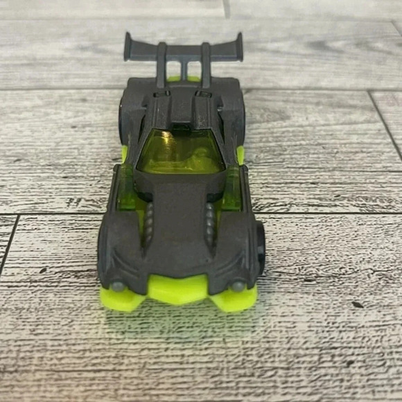 2014 Mattel Hot Wheels GT Hunter Grey Car With Florescent Green Under Carriage - Picture 2 of 9